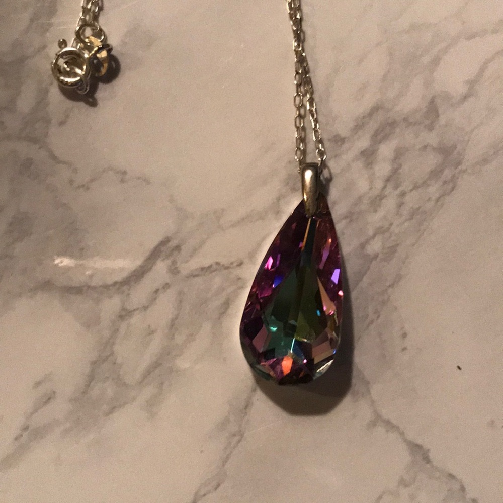 Simple coloured pendant - Picture 2 of 3